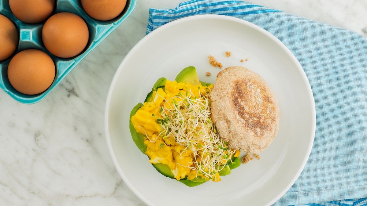 avocado-breakfast-sandwich-recipe