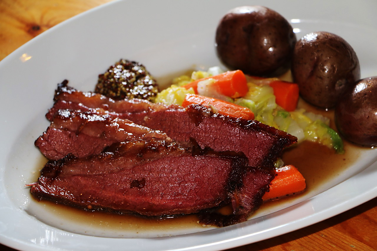 braised-corned-beef-brisket-recipe