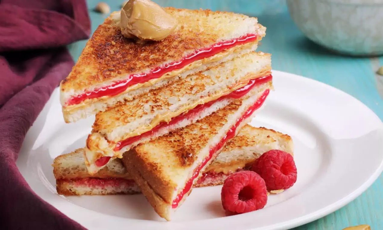 grilled-peanut-butter-and-jelly-sandwich-recipe