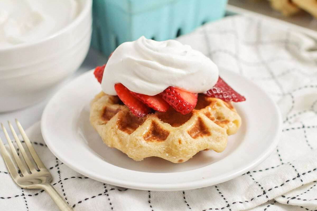liege-belgian-waffles-recipe