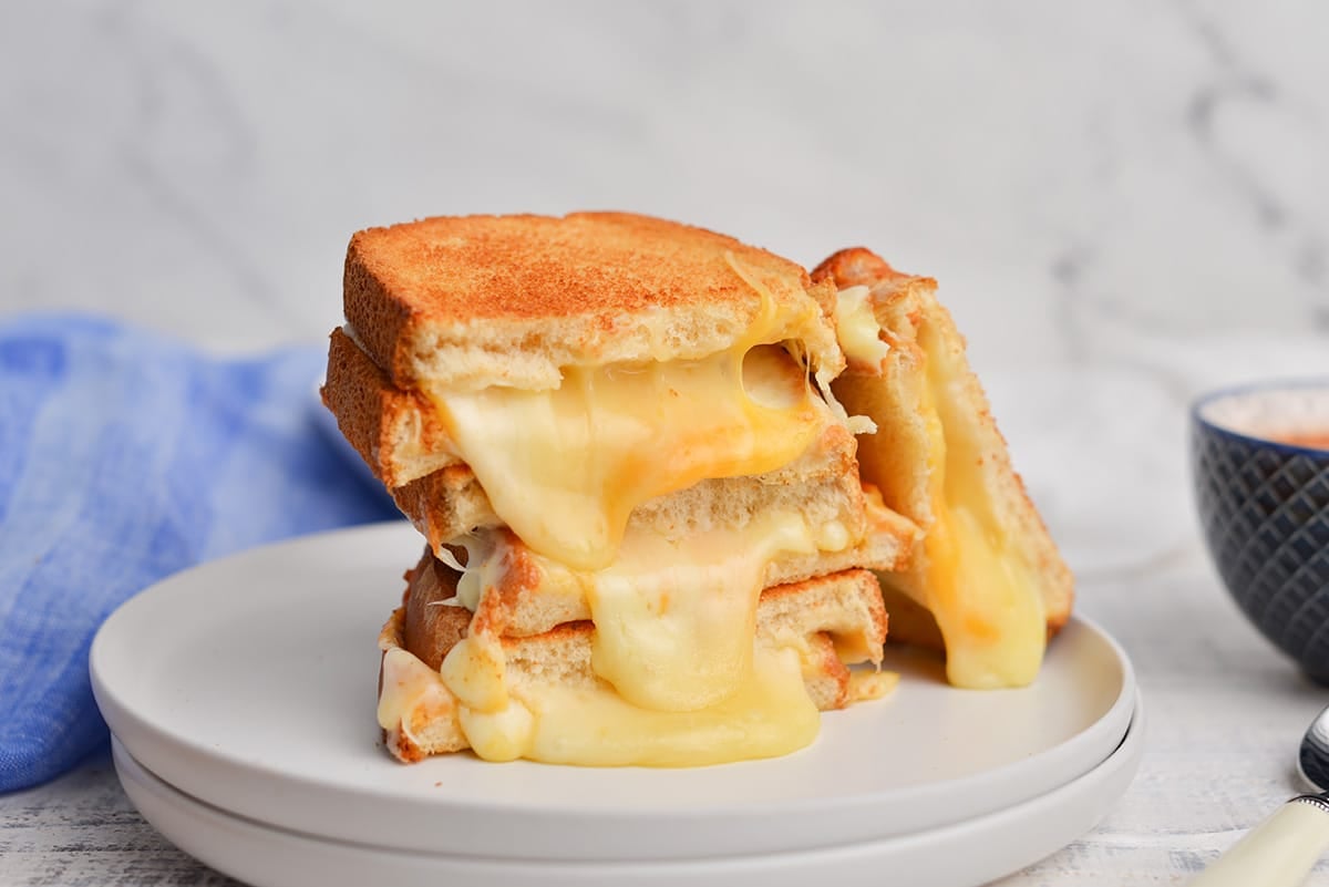 air-fryer-grilled-cheese-sandwich-recipe