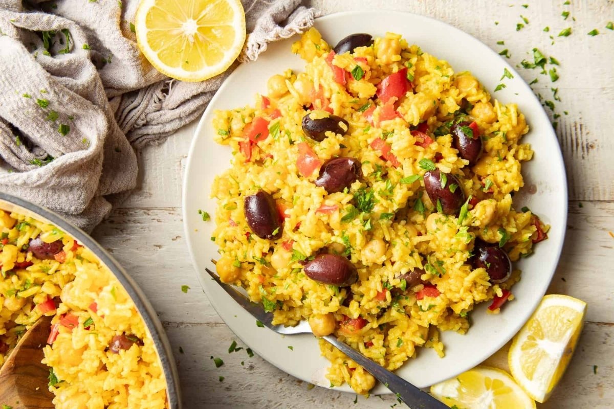 mediterranean-yellow-rice-and-vegetables-recipe