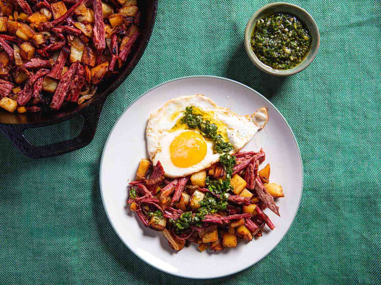 skillet-corned-beef-hash-recipe