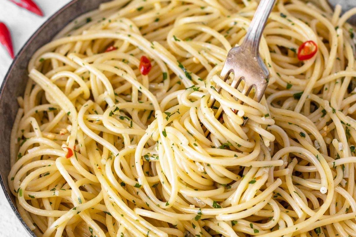 spaghetti-aglio-e-olio-recipe